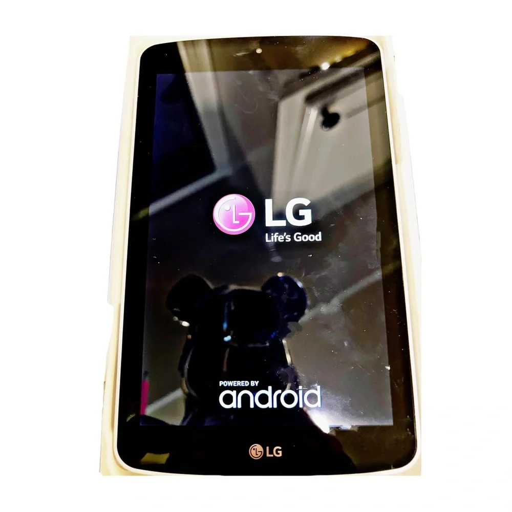 Bright White LG GPAD F 7.0 Sprint ( Hardly used) Tablet